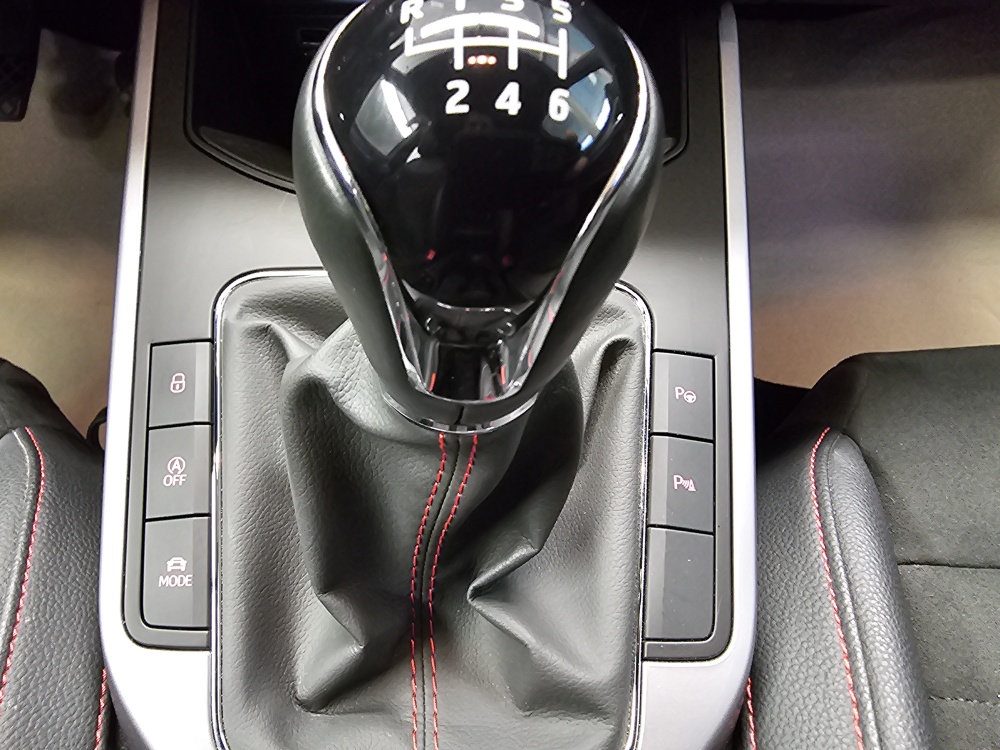 Seat Arona  bei Hoffmann Automobile in Wolfsburg kaufen und sofort mitnehmen - Bild 20