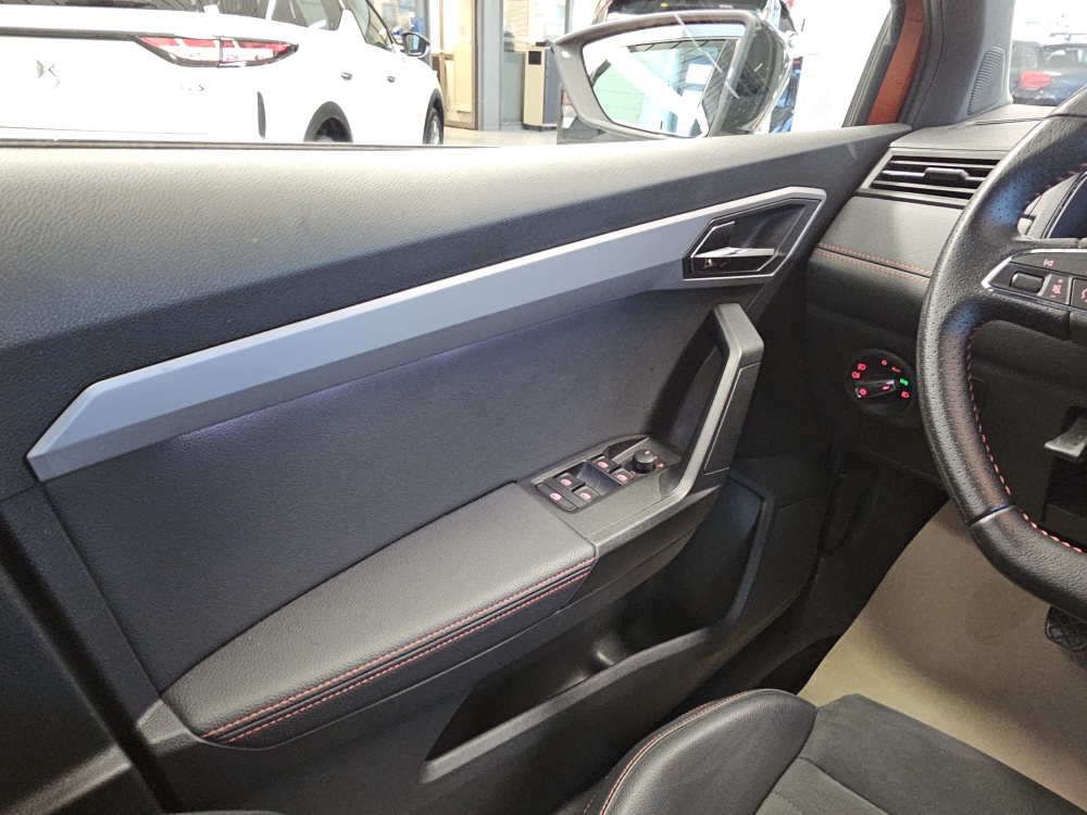 Seat Arona  bei Hoffmann Automobile in Wolfsburg kaufen und sofort mitnehmen - Bild 23