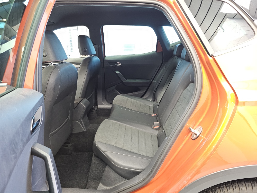 Seat Arona  bei Hoffmann Automobile in Wolfsburg kaufen und sofort mitnehmen - Bild 5