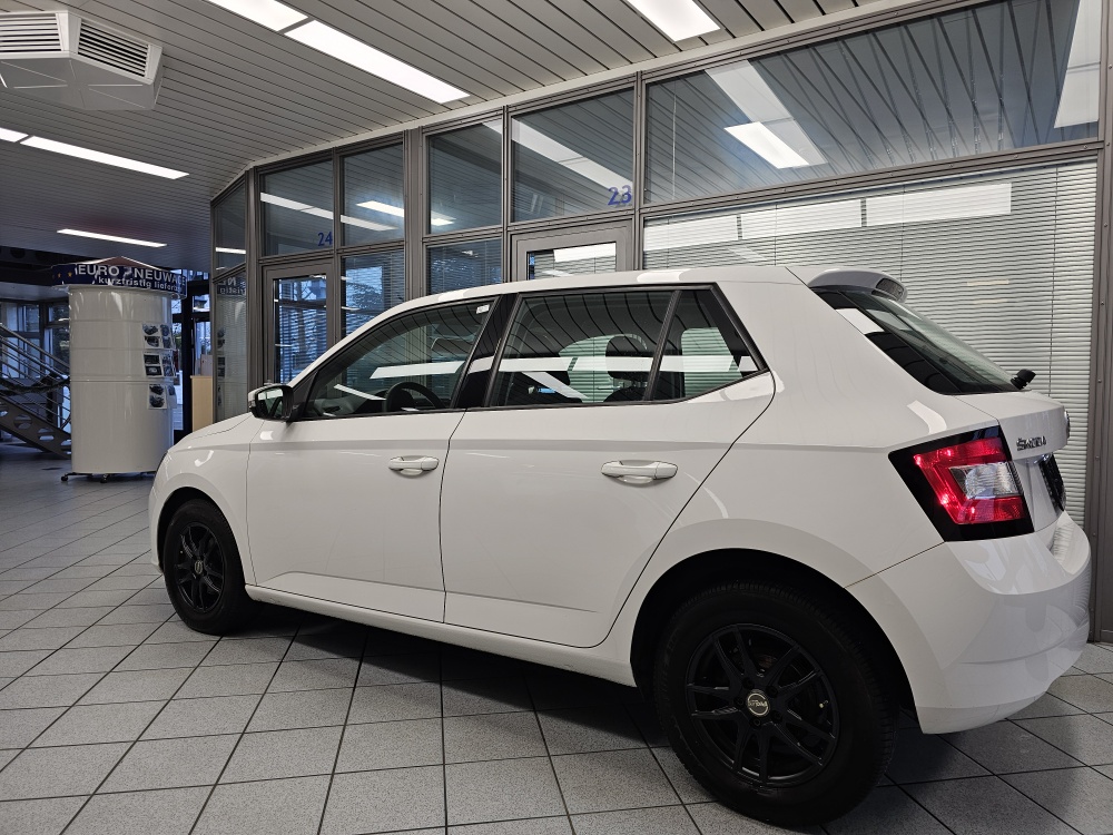 Skoda Fabia  bei Hoffmann Automobile in Wolfsburg kaufen und sofort mitnehmen - Bild 17