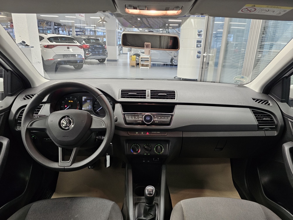 Skoda Fabia  bei Hoffmann Automobile in Wolfsburg kaufen und sofort mitnehmen - Bild 7