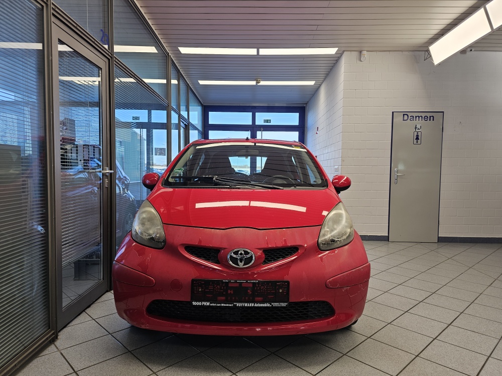 Toyota Aygo  bei Hoffmann Automobile in Wolfsburg kaufen und sofort mitnehmen - Bild 15