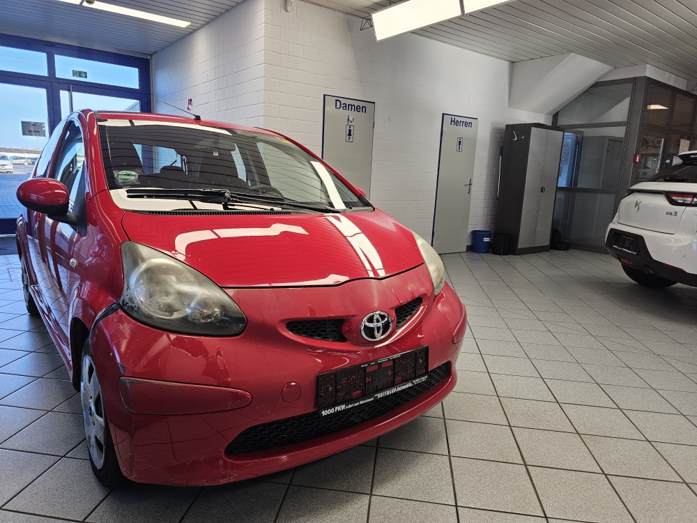 Toyota Aygo  bei Hoffmann Automobile in Wolfsburg kaufen und sofort mitnehmen - Bild 16