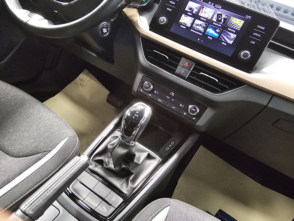 Skoda Kamiq  bei Hoffmann Automobile in Wolfsburg kaufen und sofort mitnehmen - Bild 6