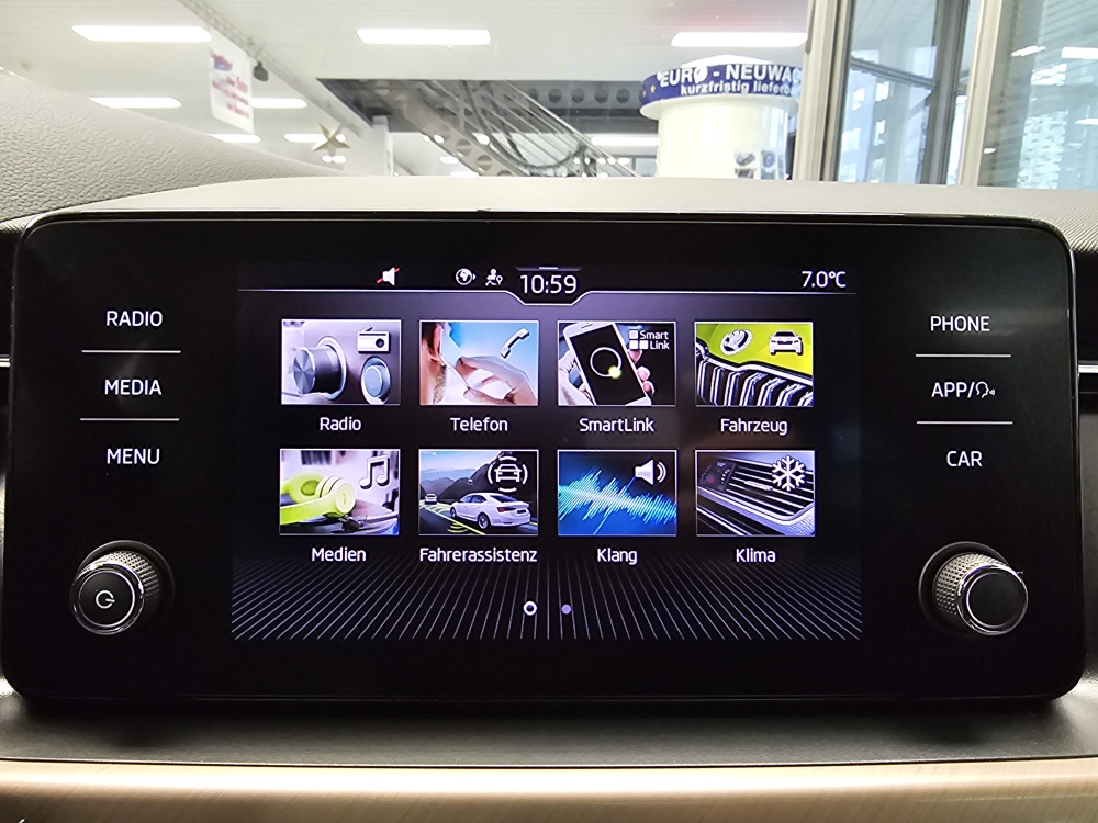 Skoda Kamiq  bei Hoffmann Automobile in Wolfsburg kaufen und sofort mitnehmen - Bild 8