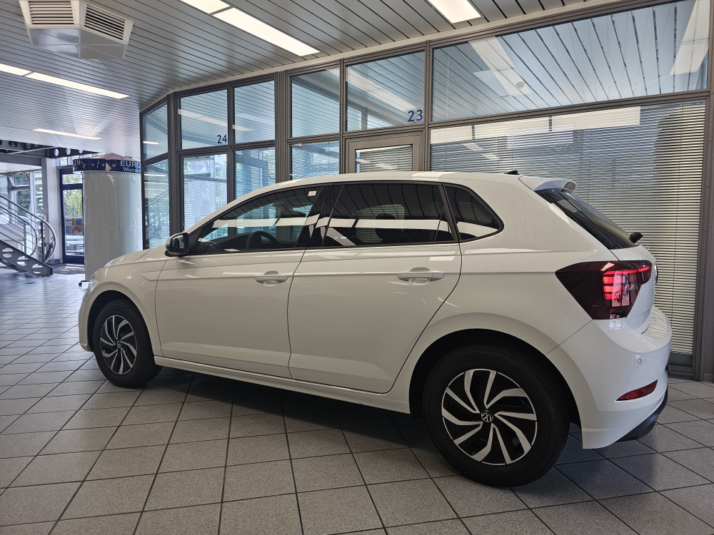VW Polo bei Hoffmann Automobile in Wolfsburg kaufen und sofort mitnehmen - Bild 23