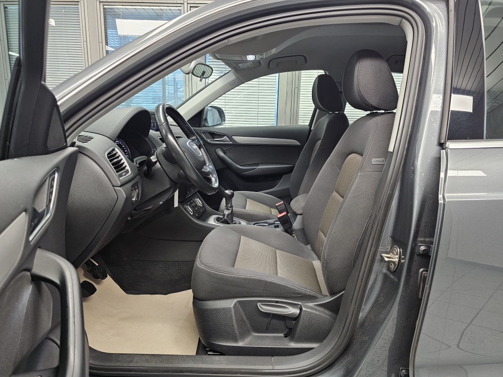 Audi Q3  bei Hoffmann Automobile in Wolfsburg kaufen und sofort mitnehmen - Bild 18