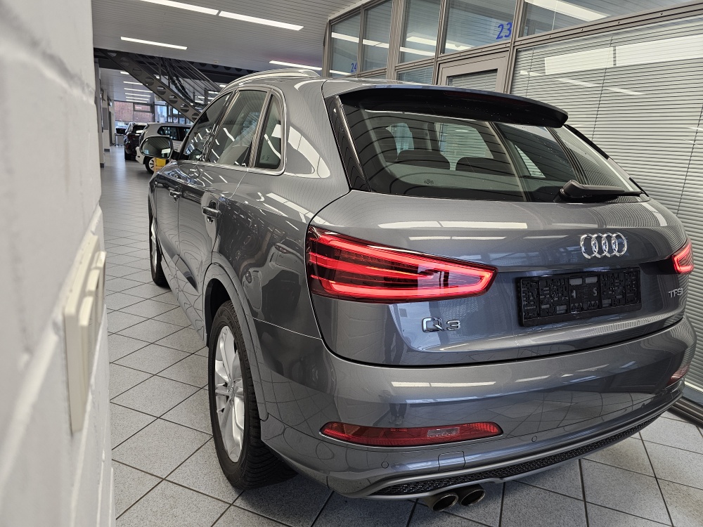 Audi Q3  bei Hoffmann Automobile in Wolfsburg kaufen und sofort mitnehmen - Bild 3