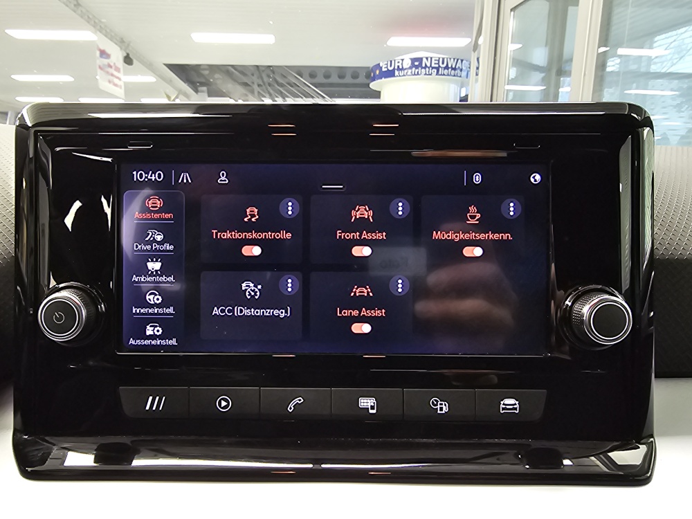 Seat Arona  bei Hoffmann Automobile in Wolfsburg kaufen und sofort mitnehmen - Bild 13