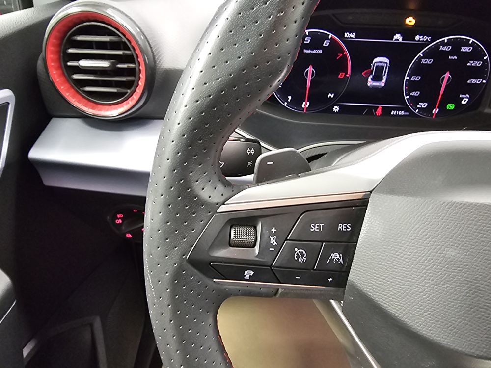 Seat Arona  bei Hoffmann Automobile in Wolfsburg kaufen und sofort mitnehmen - Bild 19