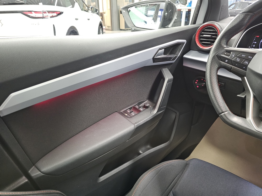 Seat Arona  bei Hoffmann Automobile in Wolfsburg kaufen und sofort mitnehmen - Bild 20