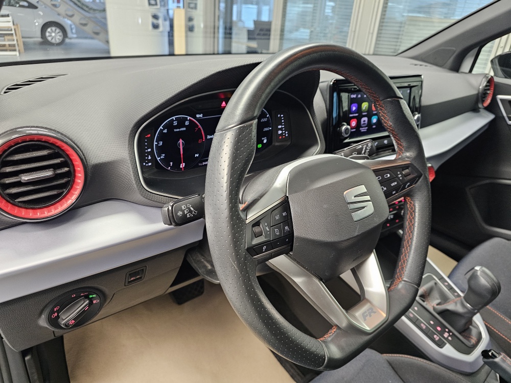 Seat Arona  bei Hoffmann Automobile in Wolfsburg kaufen und sofort mitnehmen - Bild 22