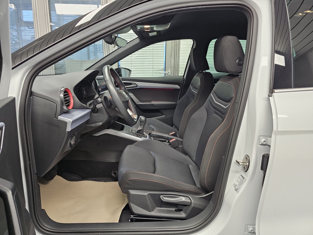 Seat Arona  bei Hoffmann Automobile in Wolfsburg kaufen und sofort mitnehmen - Bild 23