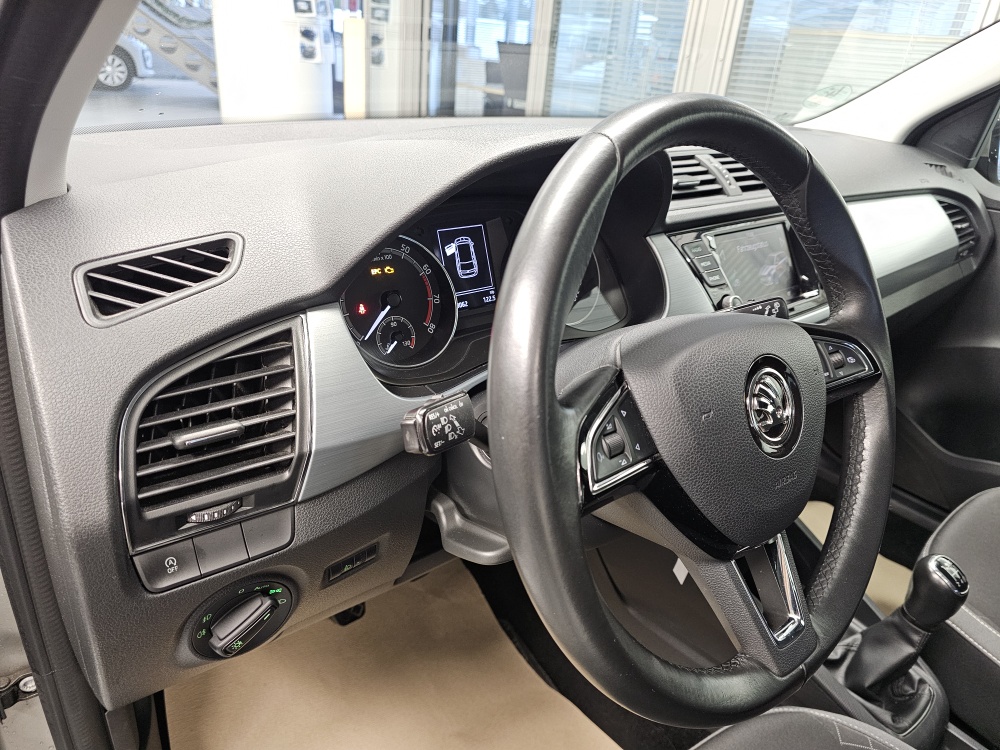 Skoda Fabia Combi  bei Hoffmann Automobile in Wolfsburg kaufen und sofort mitnehmen - Bild 18