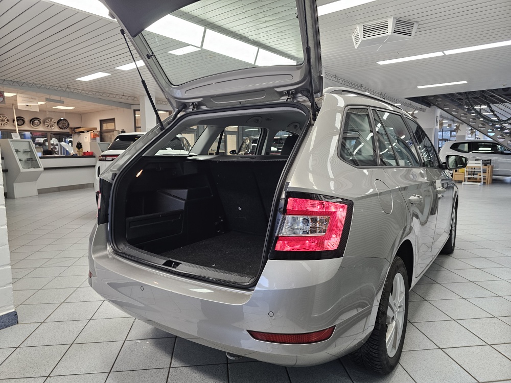 Skoda Fabia Combi  bei Hoffmann Automobile in Wolfsburg kaufen und sofort mitnehmen - Bild 2