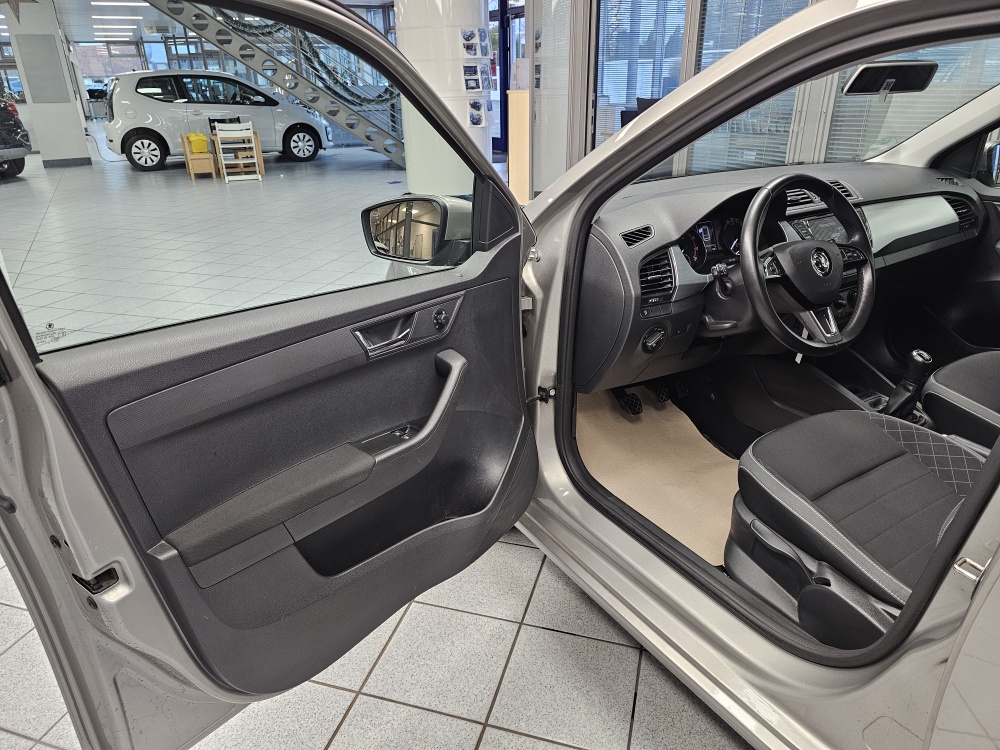 Skoda Fabia Combi  bei Hoffmann Automobile in Wolfsburg kaufen und sofort mitnehmen - Bild 21
