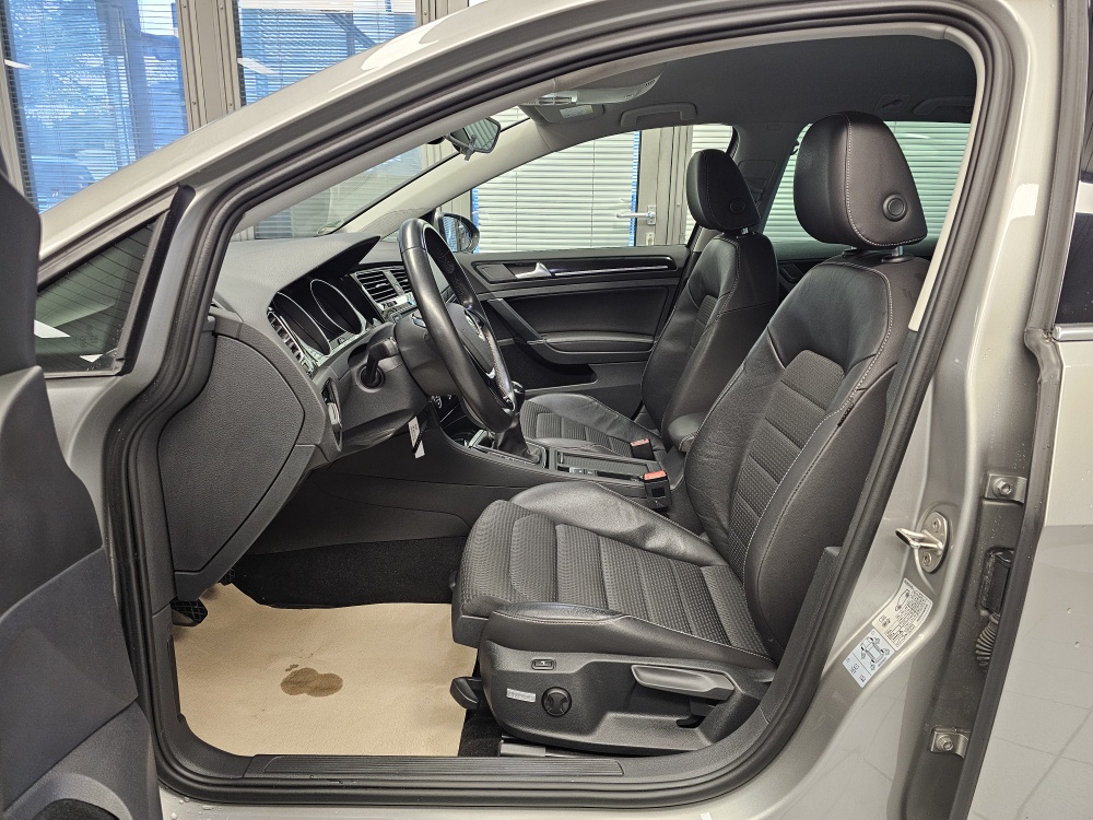 VW Golf Variant  bei Hoffmann Automobile in Wolfsburg kaufen und sofort mitnehmen - Bild 22