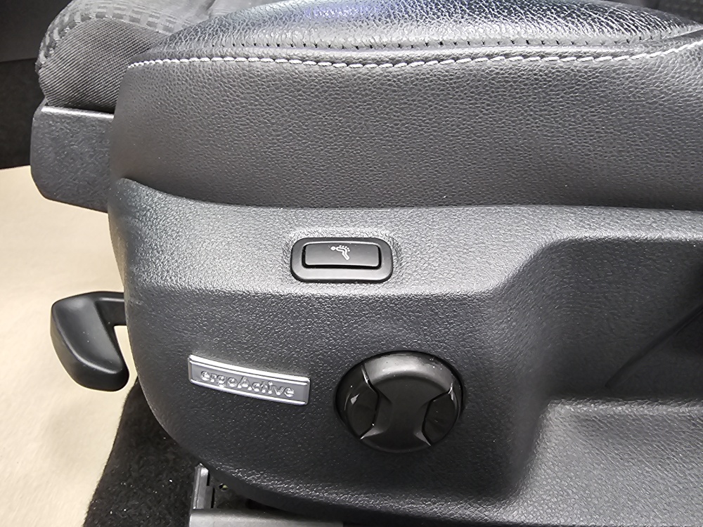 VW Golf Variant  bei Hoffmann Automobile in Wolfsburg kaufen und sofort mitnehmen - Bild 23