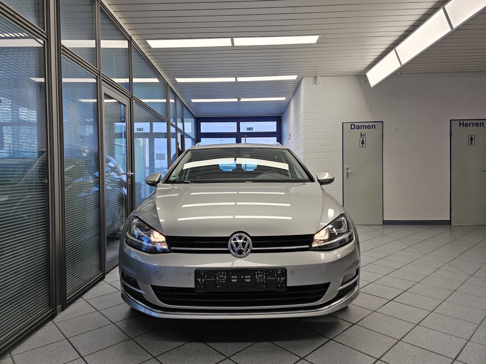 VW Golf Variant  bei Hoffmann Automobile in Wolfsburg kaufen und sofort mitnehmen - Bild 27