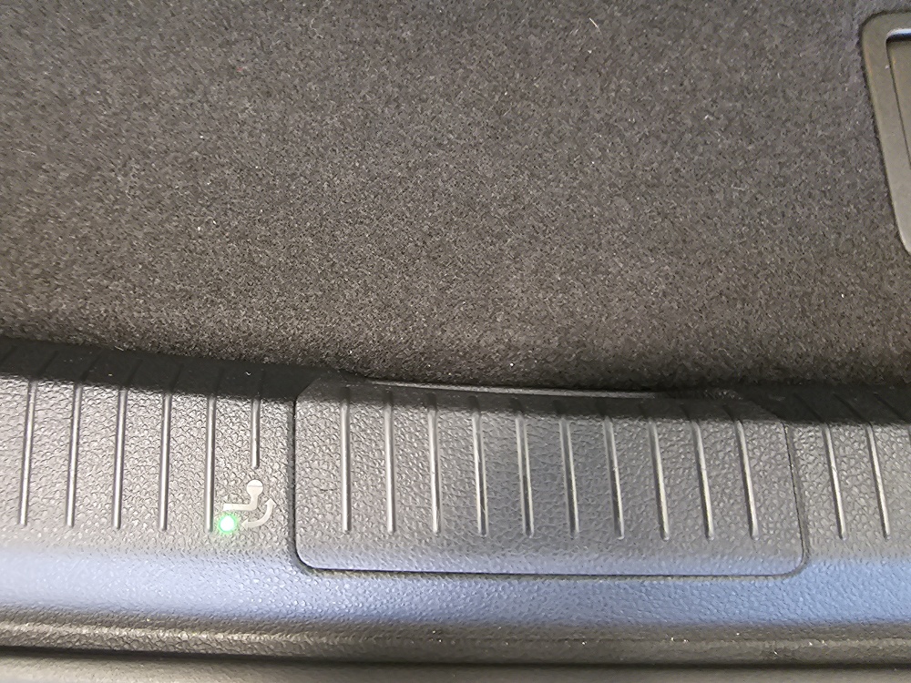 VW Golf Variant  bei Hoffmann Automobile in Wolfsburg kaufen und sofort mitnehmen - Bild 3