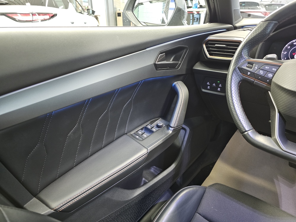 Cupra Formentor  bei Hoffmann Automobile in Wolfsburg kaufen und sofort mitnehmen - Bild 20