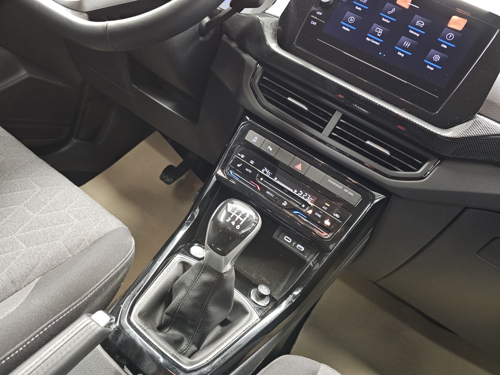 VW T-Cross  bei Hoffmann Automobile in Wolfsburg kaufen und sofort mitnehmen - Bild 9