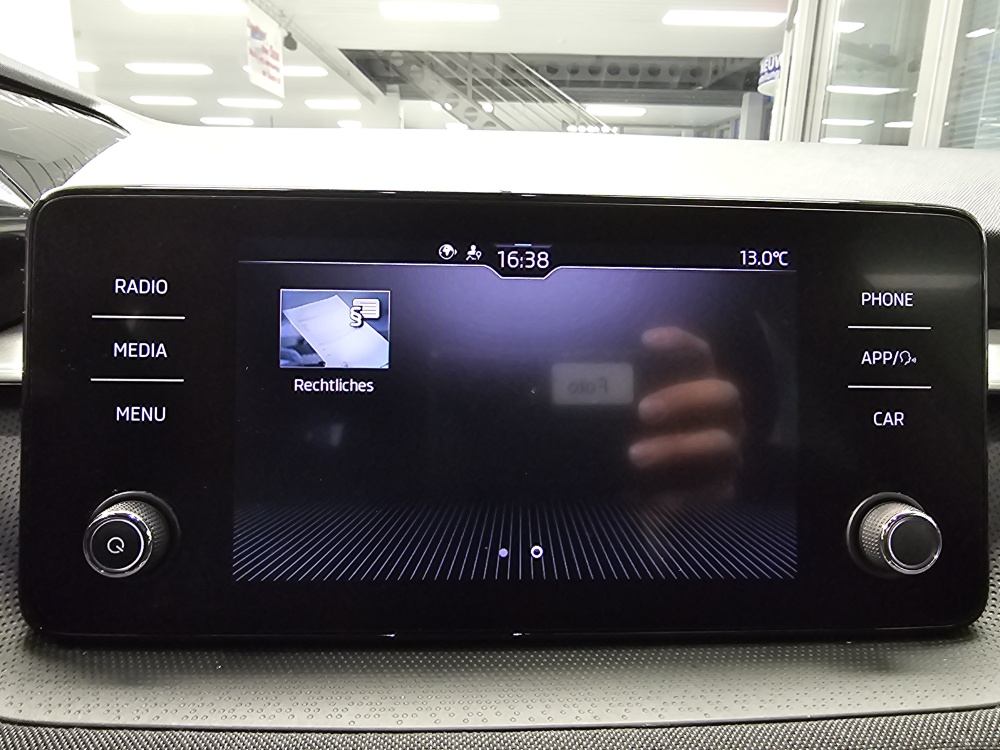 Skoda Fabia  bei Hoffmann Automobile in Wolfsburg kaufen und sofort mitnehmen - Bild 10