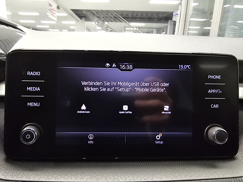 Skoda Fabia  bei Hoffmann Automobile in Wolfsburg kaufen und sofort mitnehmen - Bild 12