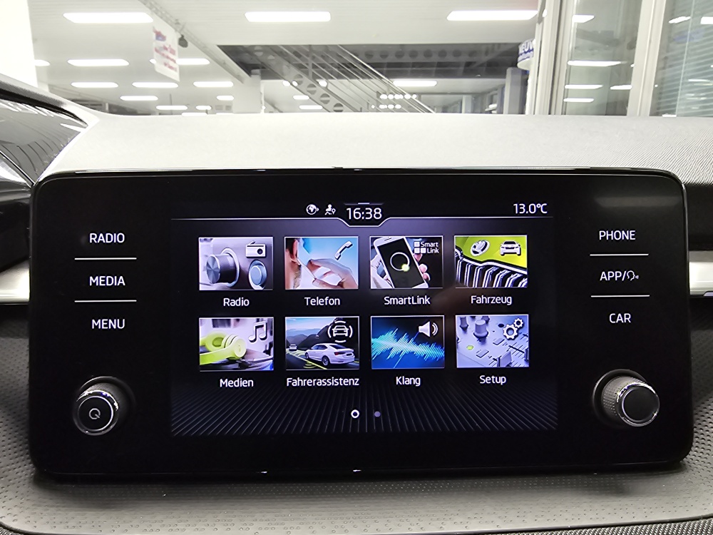 Skoda Fabia  bei Hoffmann Automobile in Wolfsburg kaufen und sofort mitnehmen - Bild 9