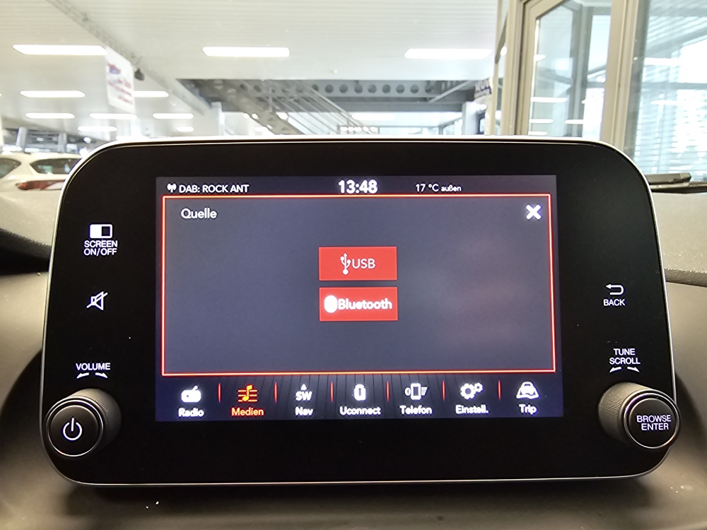 Fiat Tipo bei Hoffmann Automobile in Wolfsburg kaufen und sofort mitnehmen - Bild 11