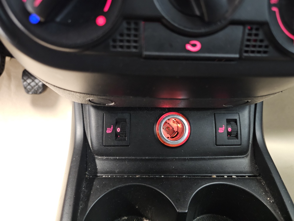 VW Fox bei Hoffmann Automobile in Wolfsburg kaufen und sofort mitnehmen - Bild 6