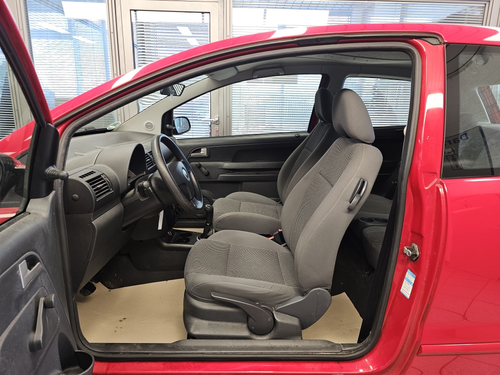 VW Fox bei Hoffmann Automobile in Wolfsburg kaufen und sofort mitnehmen - Bild 9