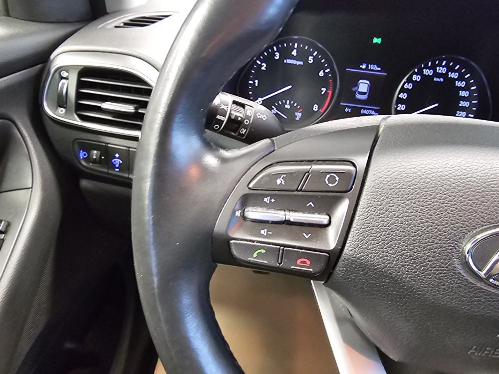 Hyundai i30 Kombi  bei Hoffmann Automobile in Wolfsburg kaufen und sofort mitnehmen - Bild 16