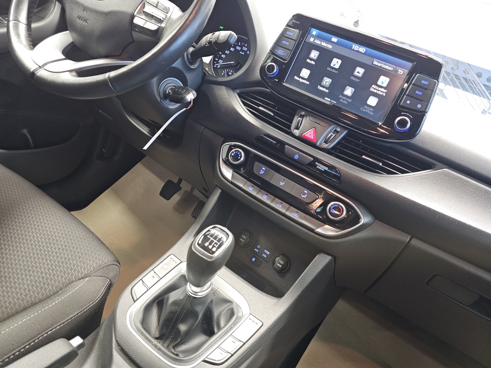 Hyundai i30 Kombi  bei Hoffmann Automobile in Wolfsburg kaufen und sofort mitnehmen - Bild 7