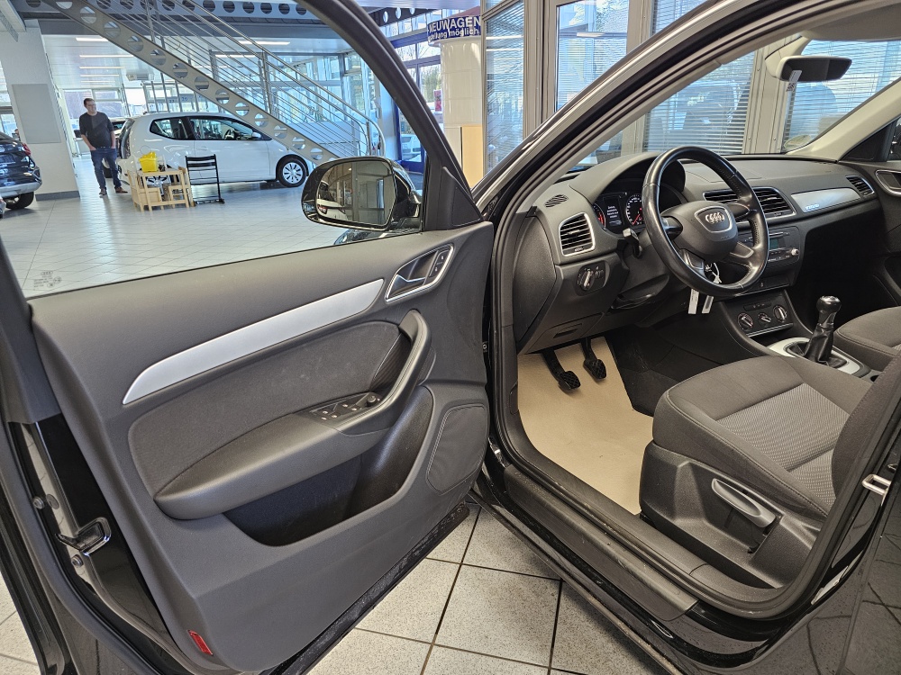 Audi Q3 bei Hoffmann Automobile in Wolfsburg kaufen und sofort mitnehmen - Bild 15