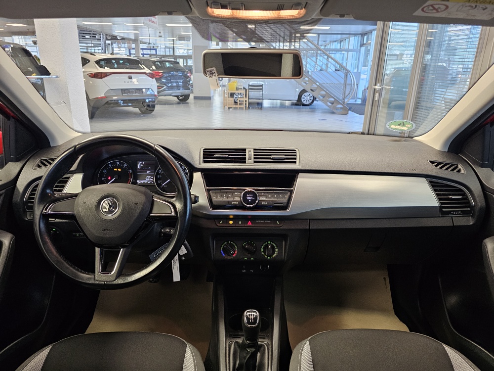 Skoda Fabia  bei Hoffmann Automobile in Wolfsburg kaufen und sofort mitnehmen - Bild 7