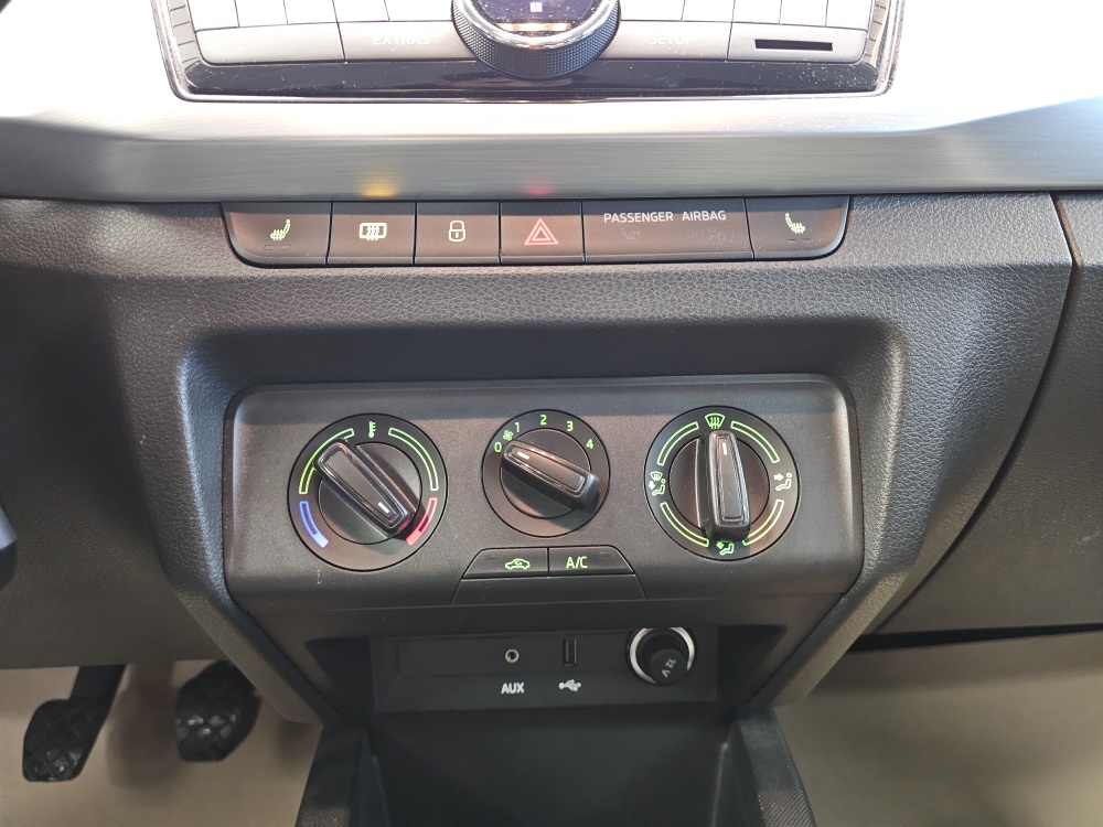 Skoda Fabia  bei Hoffmann Automobile in Wolfsburg kaufen und sofort mitnehmen - Bild 9