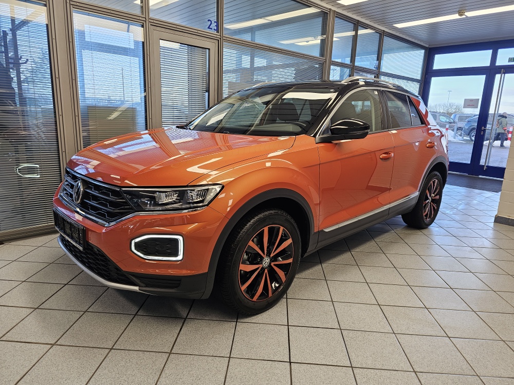 VW T-Roc Style für nur 18.800,- € bei Hoffmann Automobile in Wolfsburg kaufen und sofort mitnehmen