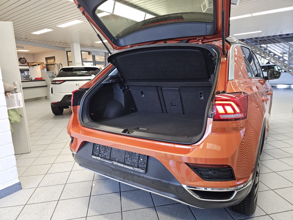 VW T-Roc  bei Hoffmann Automobile in Wolfsburg kaufen und sofort mitnehmen - Bild 2