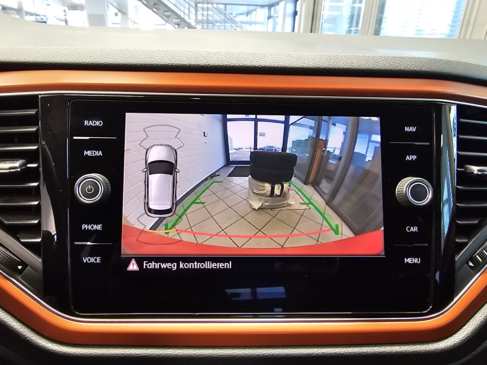 VW T-Roc  bei Hoffmann Automobile in Wolfsburg kaufen und sofort mitnehmen - Bild 21