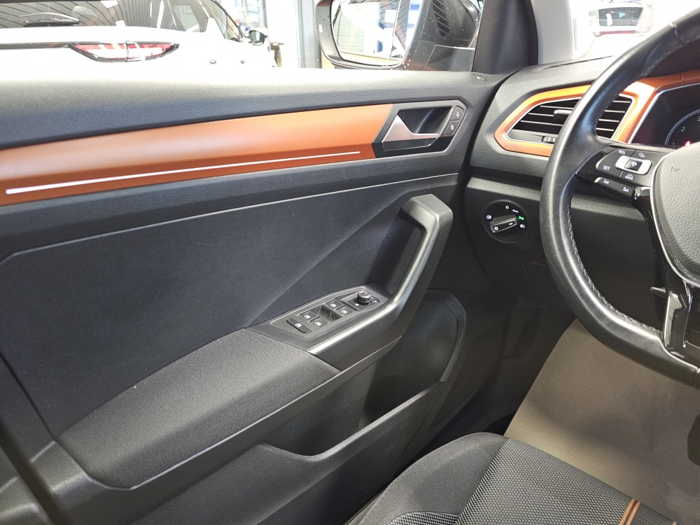 VW T-Roc  bei Hoffmann Automobile in Wolfsburg kaufen und sofort mitnehmen - Bild 24