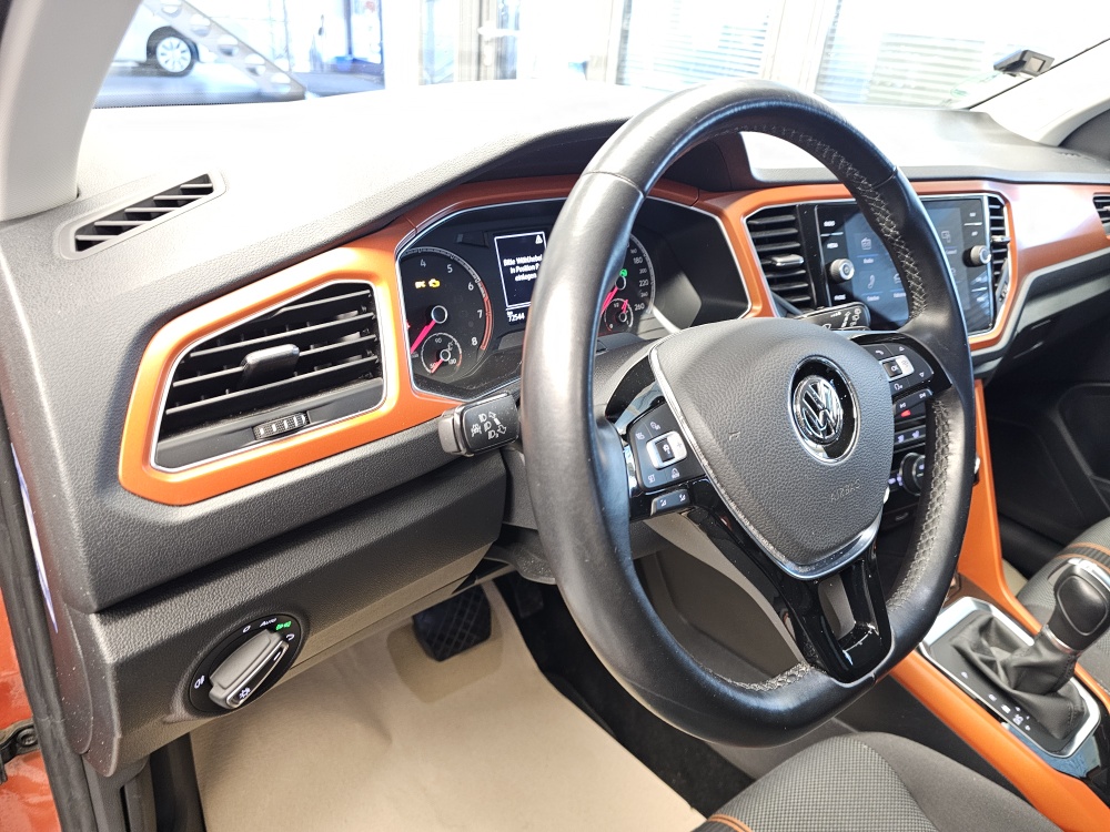 VW T-Roc  bei Hoffmann Automobile in Wolfsburg kaufen und sofort mitnehmen - Bild 26