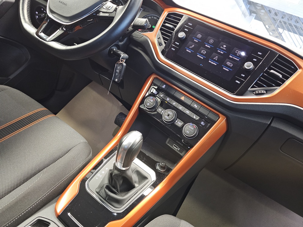 VW T-Roc  bei Hoffmann Automobile in Wolfsburg kaufen und sofort mitnehmen - Bild 8