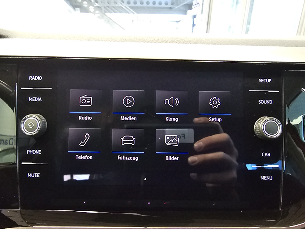 VW Polo  bei Hoffmann Automobile in Wolfsburg kaufen und sofort mitnehmen - Bild 10