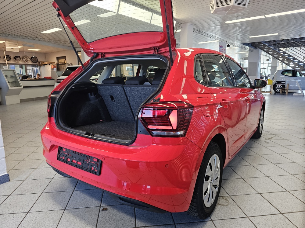 VW Polo  bei Hoffmann Automobile in Wolfsburg kaufen und sofort mitnehmen - Bild 2