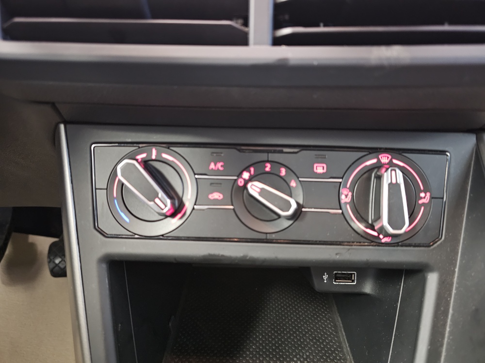 VW Polo  bei Hoffmann Automobile in Wolfsburg kaufen und sofort mitnehmen - Bild 9