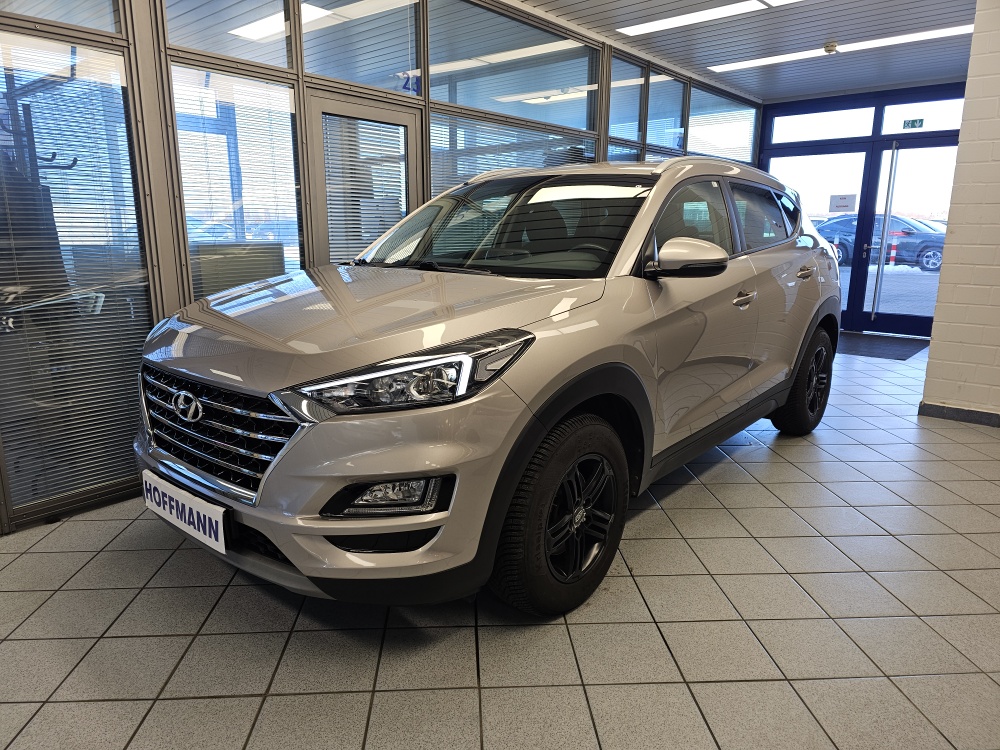 Hyundai Tucson Select für nur 17.800,- € bei Hoffmann Automobile in Wolfsburg kaufen und sofort mitnehmen