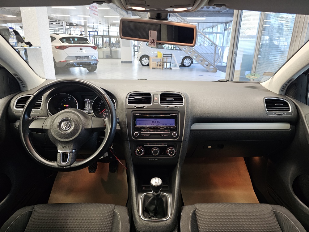VW Golf  bei Hoffmann Automobile in Wolfsburg kaufen und sofort mitnehmen - Bild 7