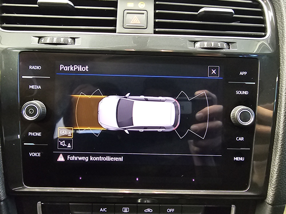 VW Golf  bei Hoffmann Automobile in Wolfsburg kaufen und sofort mitnehmen - Bild 13