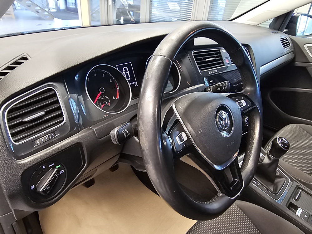 VW Golf  bei Hoffmann Automobile in Wolfsburg kaufen und sofort mitnehmen - Bild 17